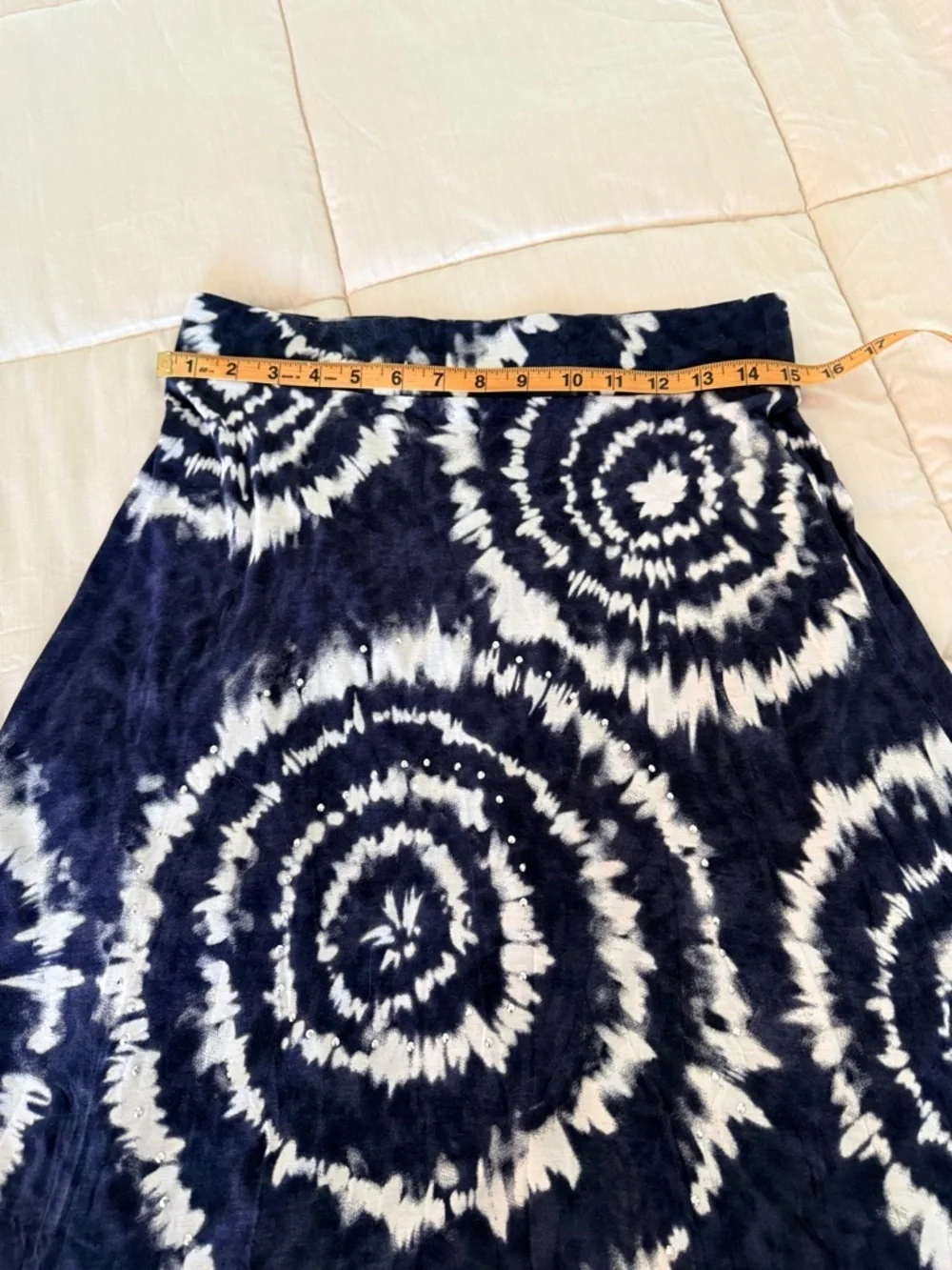 Vintage INC tie dye maxi skirt boho festival  elastic waist comfortable chic Sm